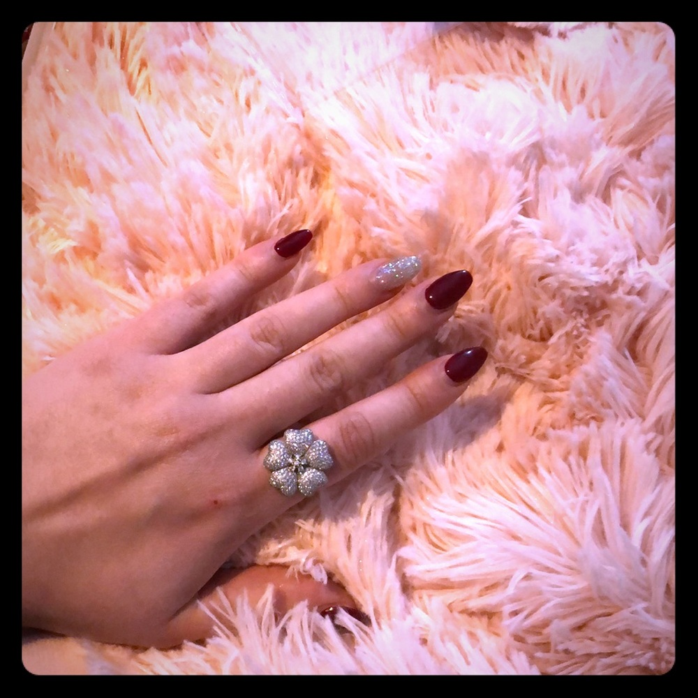 Silver flower ring